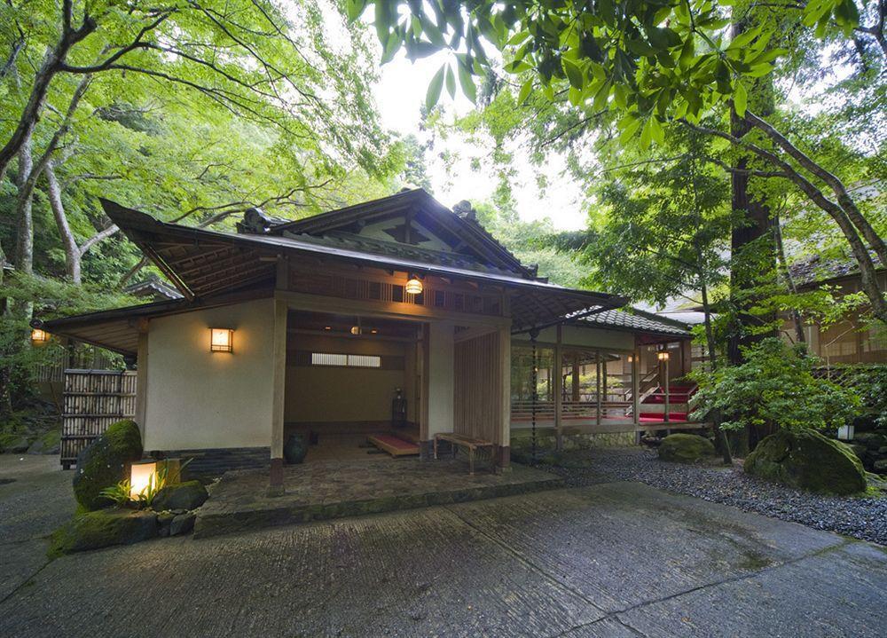 Hotel Tsukihitei Nara Exterior foto